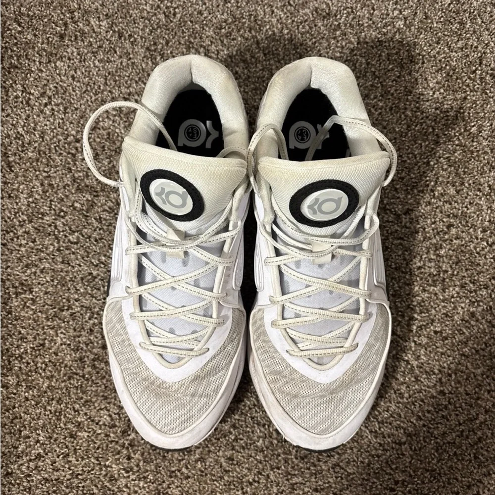 Size 10 - Nike Kevin Durant 16s - Picture 2 of 11